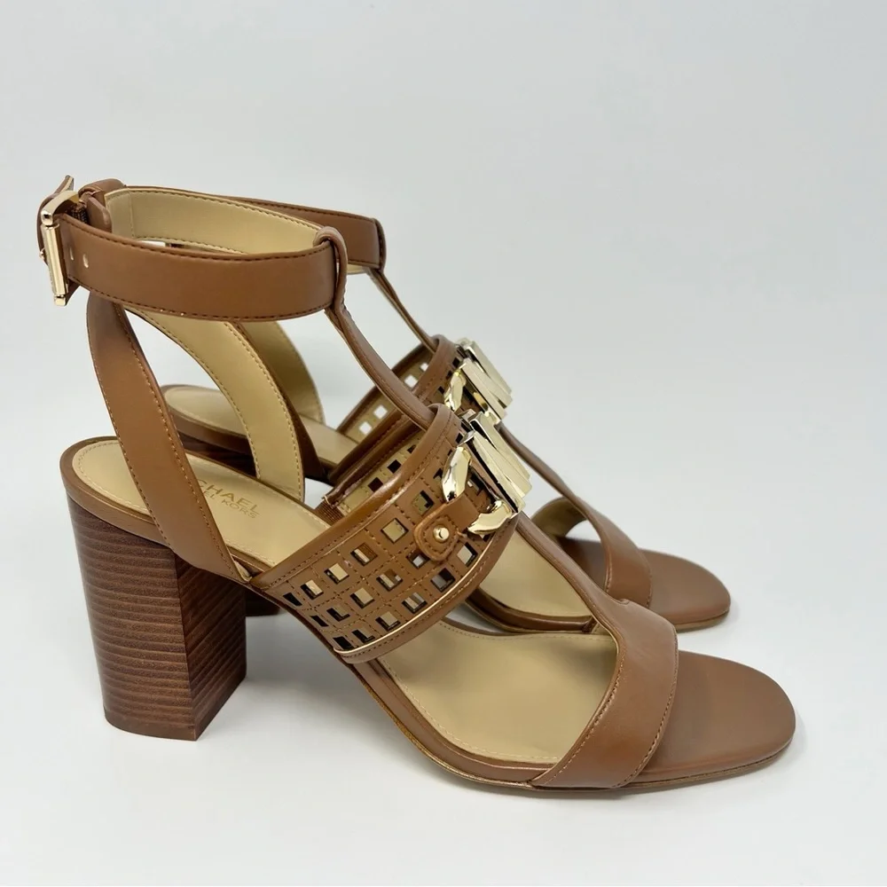 Michael Kors Izzy T Strap Sandal